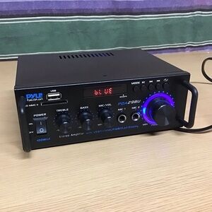 Pyle 200W Stereo Power Amplifier with Bluetooth Dual Audio Receiver - PDA29BU